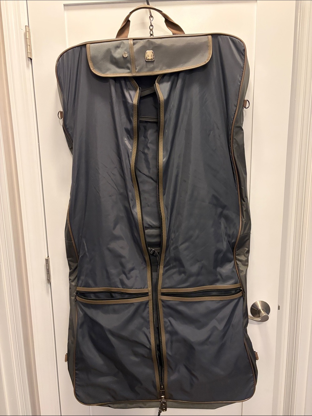 Men's Grey Travel Garment Bag for Jackets, Coats & suits